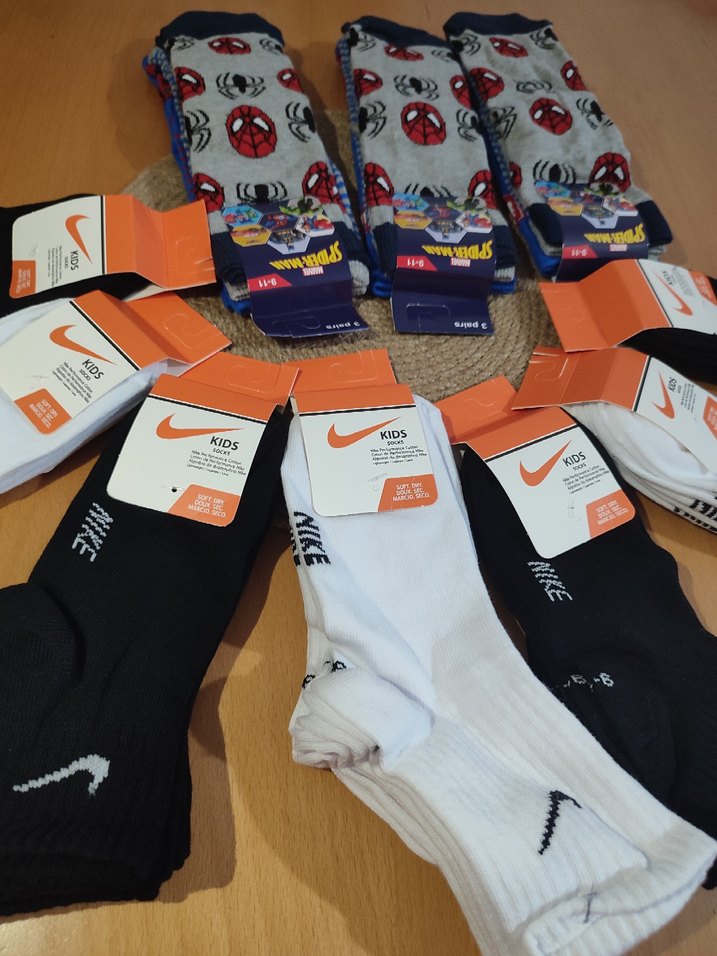 - Nike ve Karakter Desenli çocuk çorabı - Görsel 2