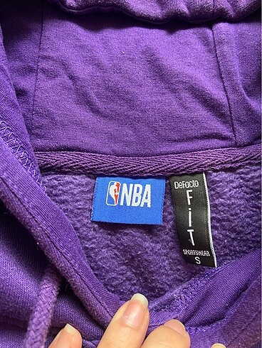 s Beden Defacto NBA baskılı seeatshirt