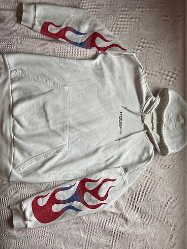 Kolu alev baskılı sweatshirt