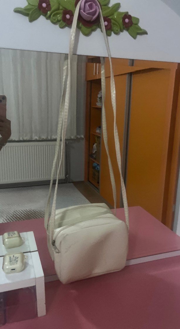 Minimalist Beyaz Kadın Çanta - Görsel 2