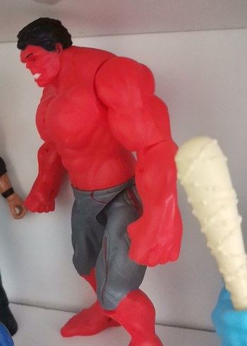 Beden Renk Red Hulk Aksiyon Figürü