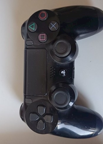 PlayStation 4 Kontrolcü ve Sims 4 Oyunu - Görsel 4