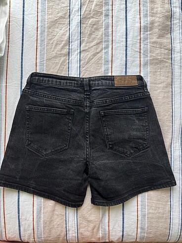 Pull and Bear Siyah Kot Şort