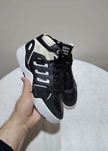 43 Beden Adidas orjinal basket ayakkabısı 43