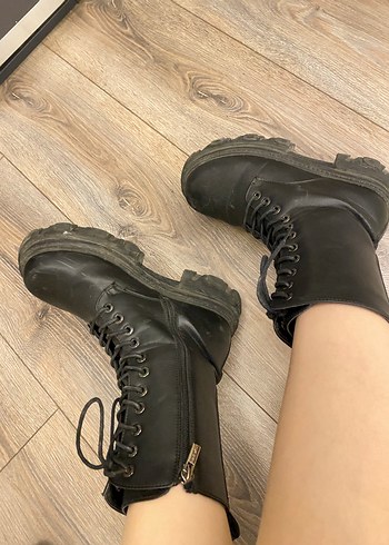37 Beden Nine West Siyah Deri Platform Topuklu Punk Botlar