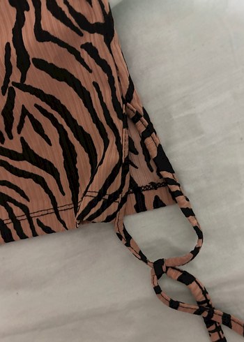 Genc kız cocuk Kahverengi Zebra Desenli Kısa Kollu Bluz crop - Görsel 3