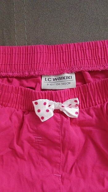 9/10 Yaş Lc Waikiki Pembe Şort