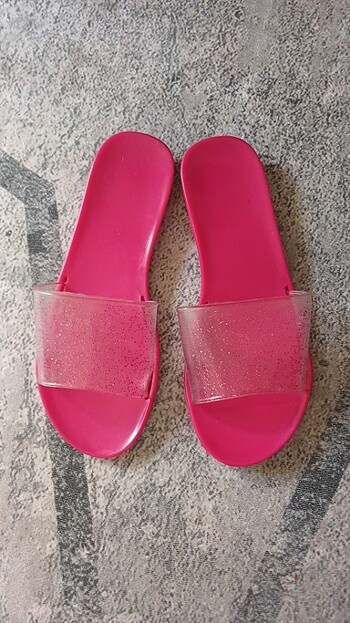 Yazlık Pembe Terlik