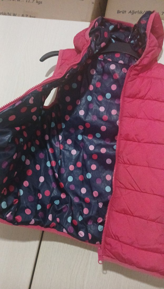 7-8 Yaş Kız Çocuk Kapüşonlu Pembe Mont Yelek - Görsel 3