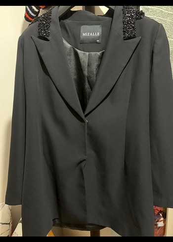 Siyah Düğmeli Uzun Kadın Takım Ceketi - Görsel 3