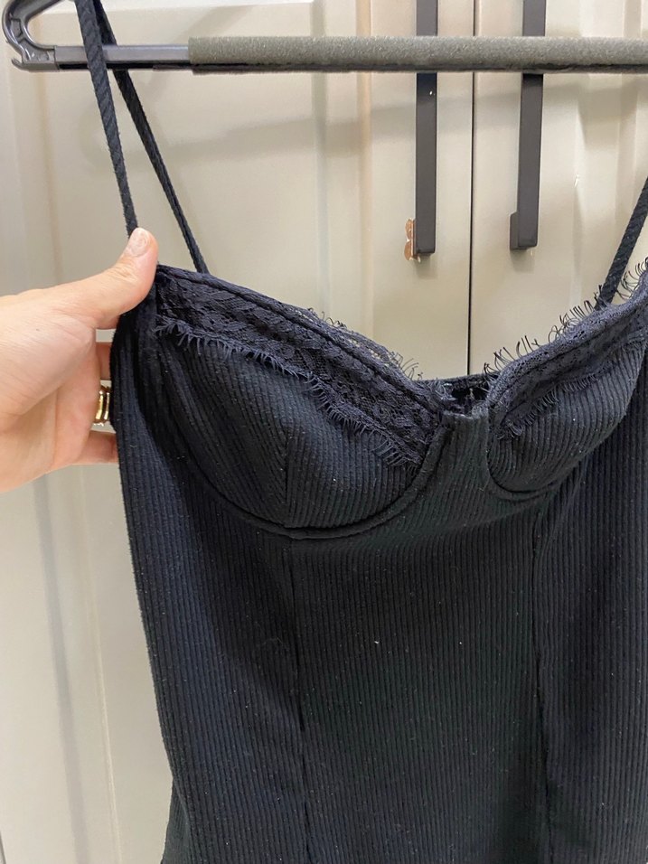 Dantelli Siyah Gotik V Yaka Büstiyer - Görsel 2