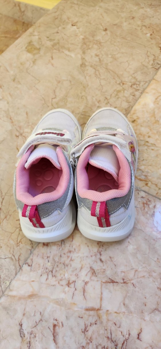 Kız Çocuk Pembe Bağcıklı ve Cırt Cırtlı Spor Ayakkabı - Görsel 5