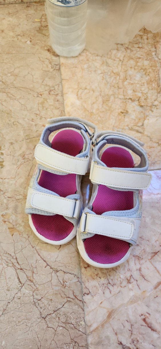 Kız Çocuk Renkli Cırt Cırtlı Sandalet - Görsel 3