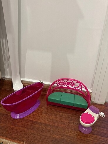 barbie ev eşyaları