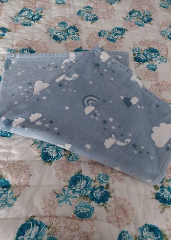 Mavi Desenli Çocuk Battaniyesi - Görsel 2