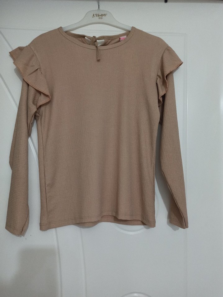 Kız Çocuk Bej Uzun Kollu Fırfırlı Bluz - Görsel 2