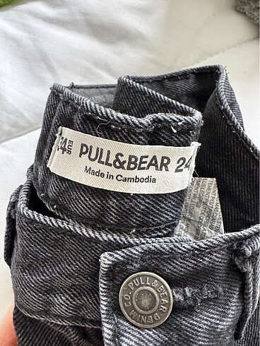 34 Beden Pull and bear yüksek bel mom fit Jean