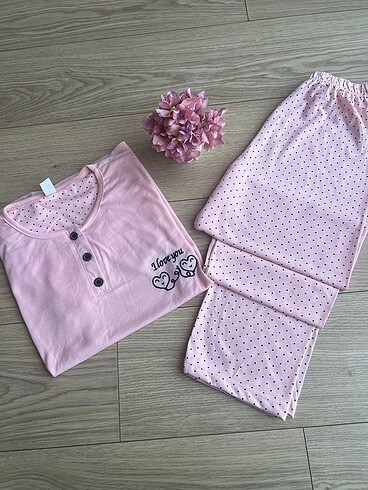 Kısa kol uzun pijama takımı