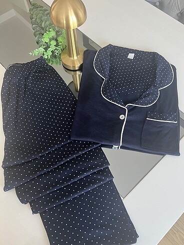 Diğer Önden düğmeli kısa kol pijama takımı