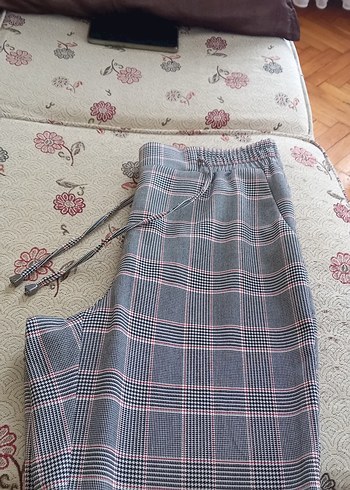 42 Beden Gri Ekoseli Kumaş Pantolon