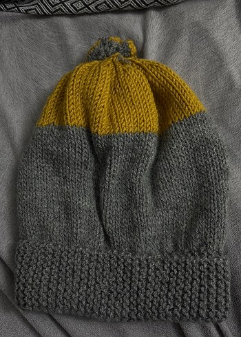 Gri ve Hardal Renkli Örgü Kadın Bere Ve Eldiven - Görsel 4