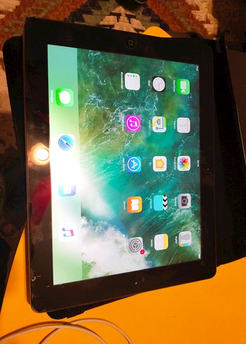 Apple Beyaz iPad Tablet