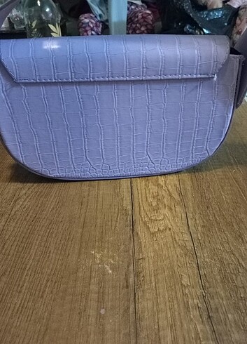 Lila rengi hiç kullanılmamış çanta  - Görsel 2