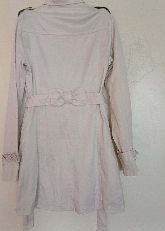 Çok şık kullanışlı trençkot bej rengi  - Görsel 2