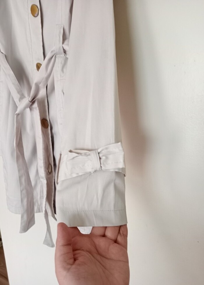 Çok şık kullanışlı trençkot bej rengi  - Görsel 4