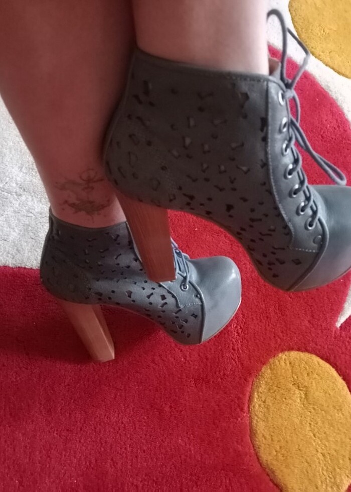 Elle bayan topuklu ayakkabı  - Görsel 2