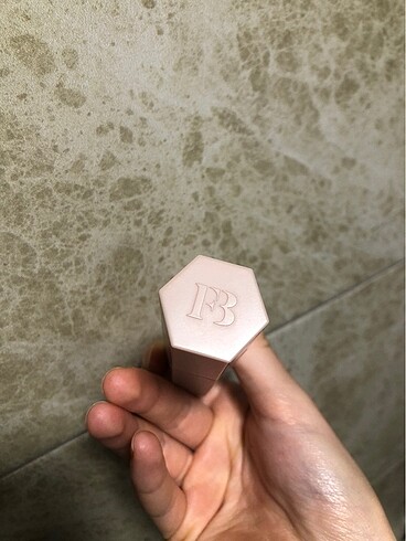 Fenty Beauty makyaj