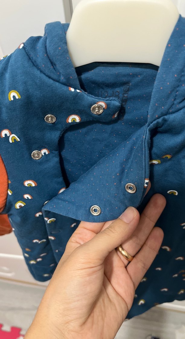 Kapüşonlu Düğmeli Erkek Çocuk Ceket - Görsel 5