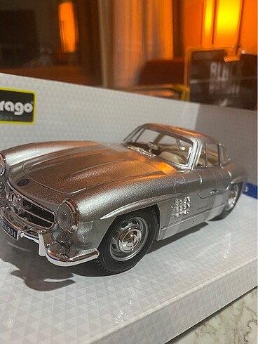 Mercedes300 SL BURAGO