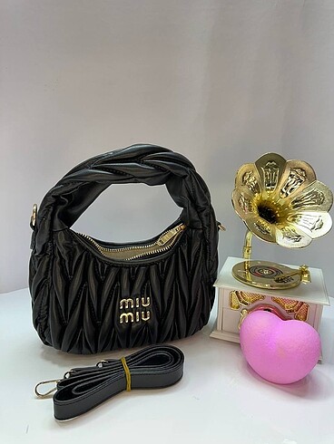 Miu miu çanta