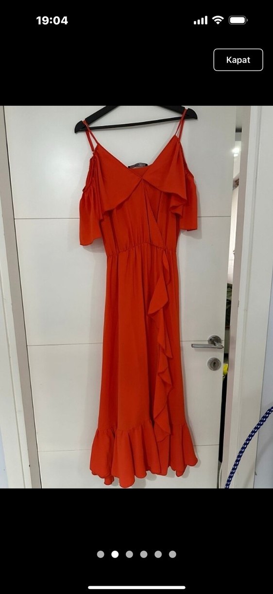 Kırmızı Volanlı Uzun Askılı Elbise - Görsel 2