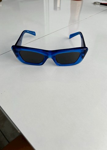 Şeffaf Mavi Kadın Güneş Gözlüğü - Görsel 6