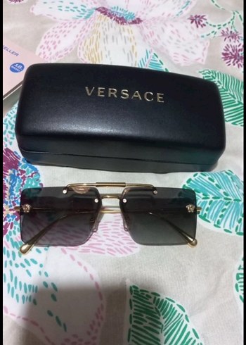Versace Kadın Klasik Sokak Stili Güneş Gözlüğü
