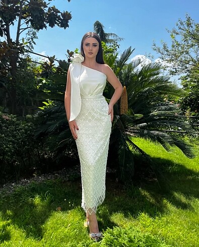 40 Beden Söz nişan nikah elbisesi