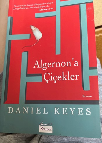 Algernon'a Çiçekler - Daniel Keyes