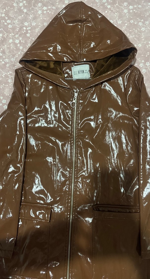 Kahverengi Parlak Deri Kadın Ceket Kapüşonlu - Görsel 5