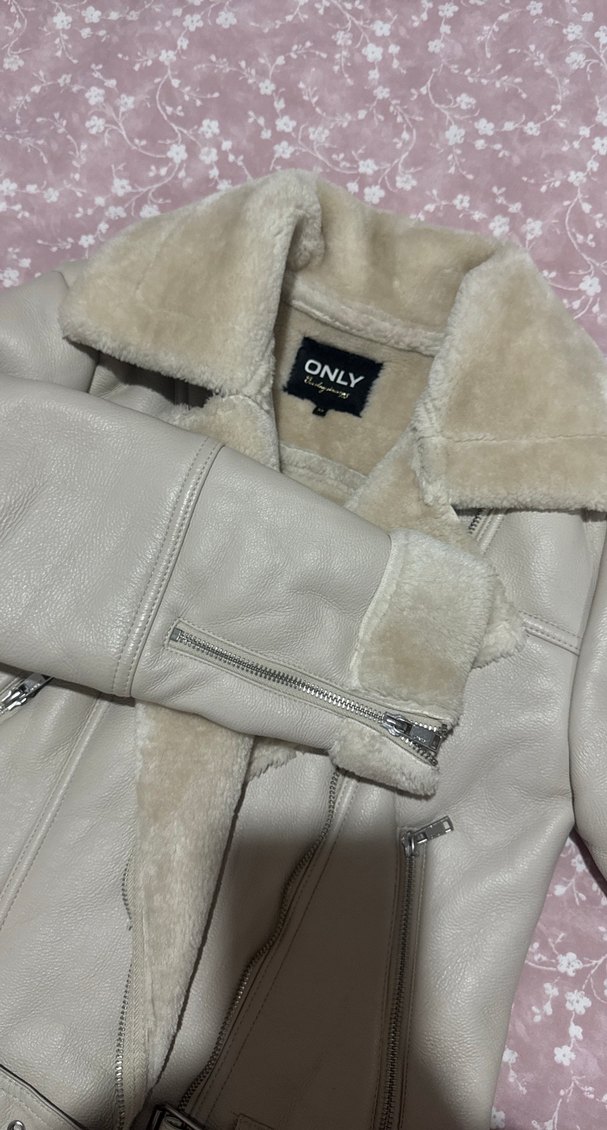 Bej Süet Kadın Ceket Kürklü Yakalı - Görsel 4