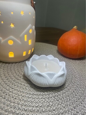 Lotus mum