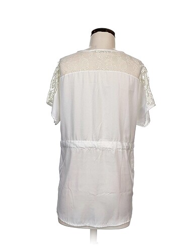 m Beden Batik Bluz %70 İndirimli.
