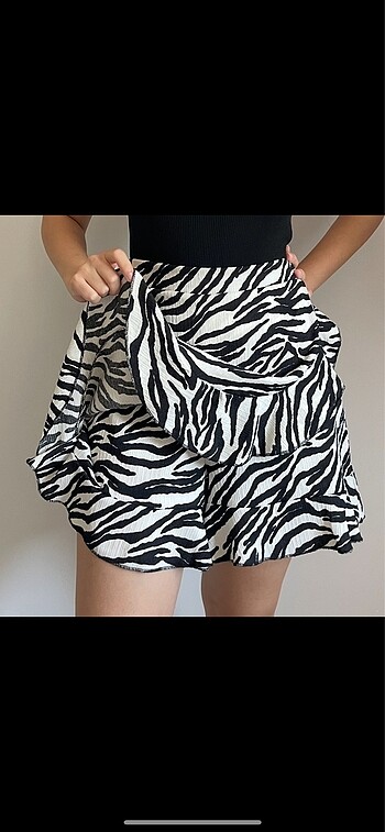 Zebra desenli şort etek