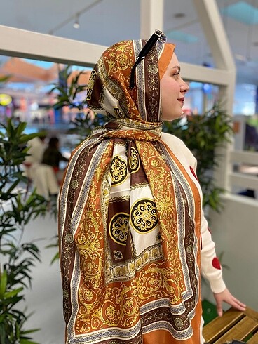 Diğer Versace Model Şal