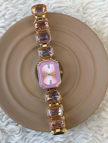 Swarovski Model Saat