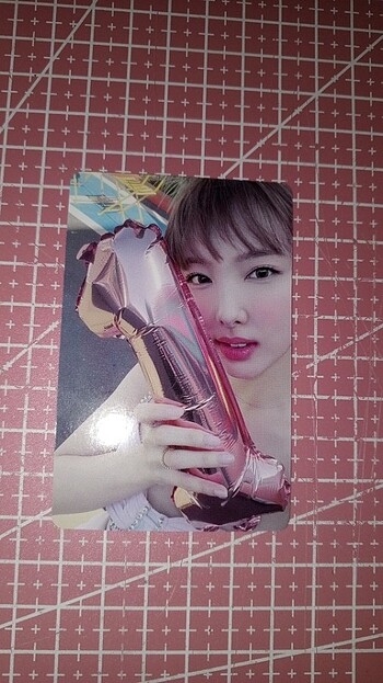 Nayeon lomocard