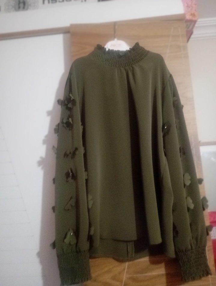 Kadın Haki Renk Uzun Kollu Salaş Bluz - Görsel 2