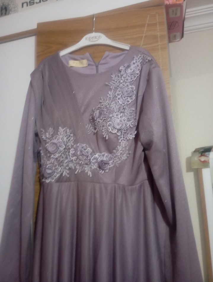 Uzun Kollu Bohem Bej Abiye Elbise - Görsel 2