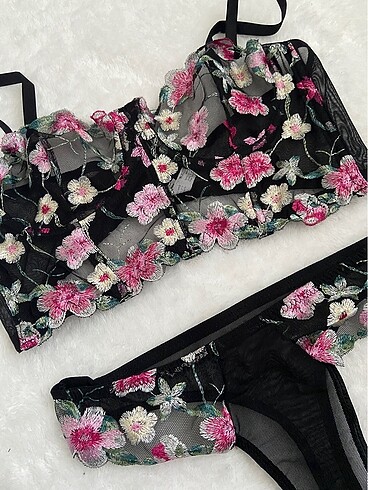Bralet Takım